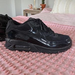 8.5 Nike Air Max Black Patent Running Shoe